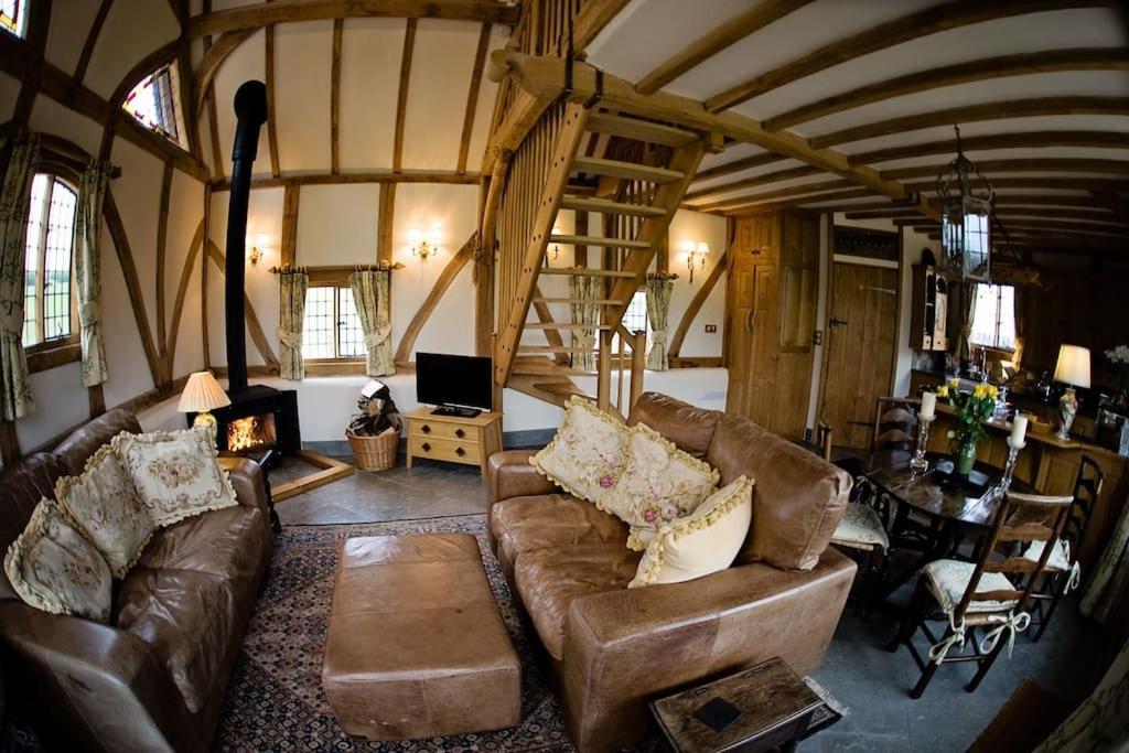 Ebony Cottage Tenbury Buitenkant foto
